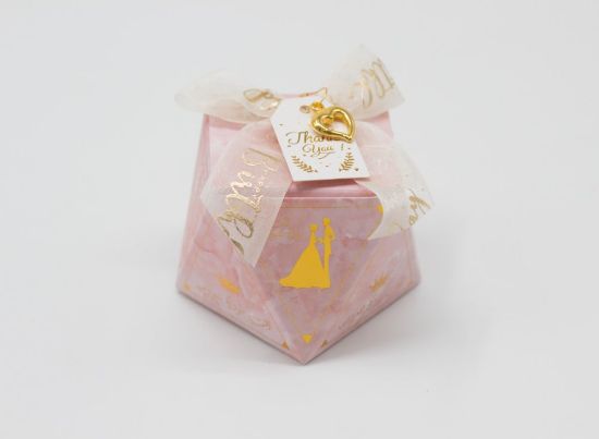 صورة علب كرتونية سداسي